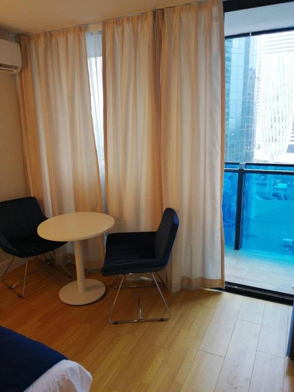 Батуми: Orbi City Towers Apartments 815,817