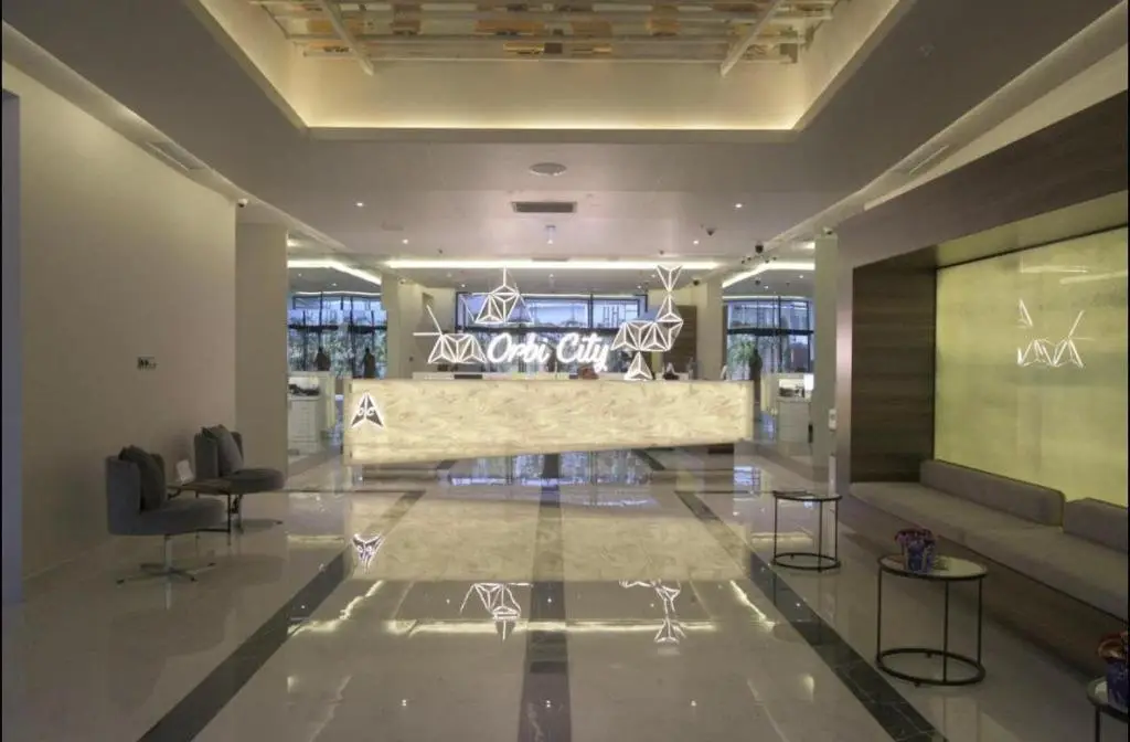 Батуми: Luxury Apartment On 34Th Floor In Twin Towers Batumi