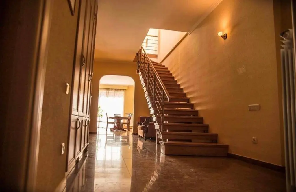 Тбилиси: Luxury 4 Bedrooms Apartment With The View