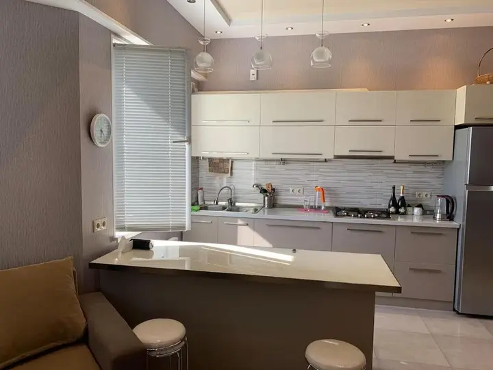 Тбилиси: House 77 Your Happy Place_