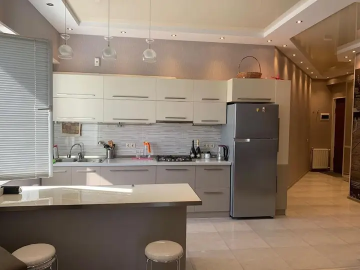 Тбилиси: House 77 Your Happy Place_