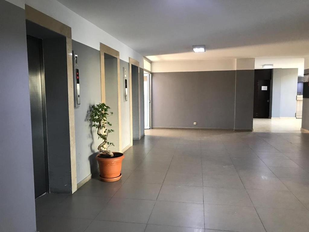Батуми: 3min to, s-market & restaurants in building