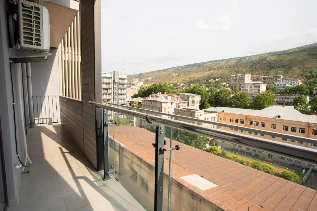 Тбилиси: Housart Plaza Apartment 20