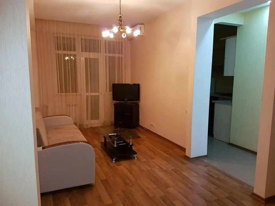 Батуми: Apartment on Vakhtang Gorgasali 74