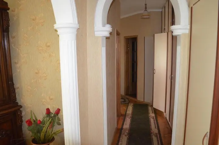 Батуми: Apartment Gorgasali 150