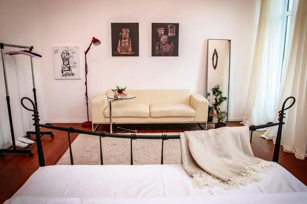 Тбилиси: Liberty Square Superb 3Bdr Apartment