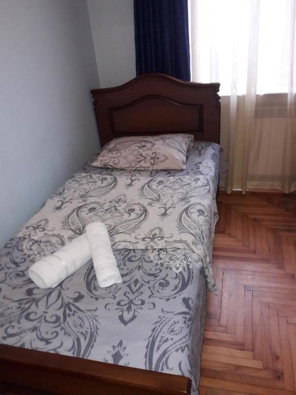Батуми: Inasaridze St.9
