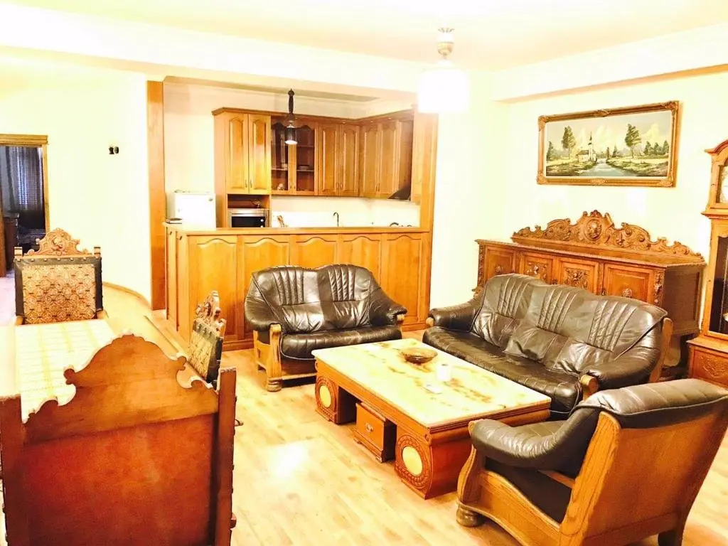 Тбилиси: Apartment on Zhiuli Shartava 12
