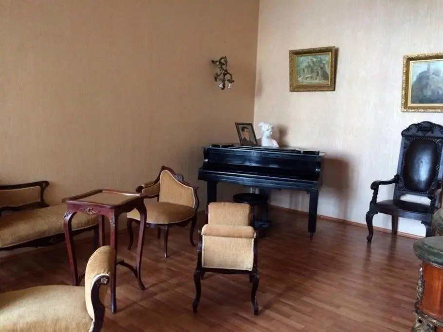 Тбилиси: Apartment Chavchavadze 11