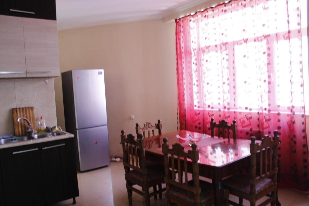 Тбилиси: Apartment on Sulkhan Tsintsadze 45