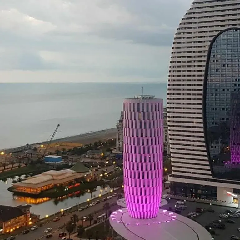 Батуми: Orbi City Tower 917(9 Floor)