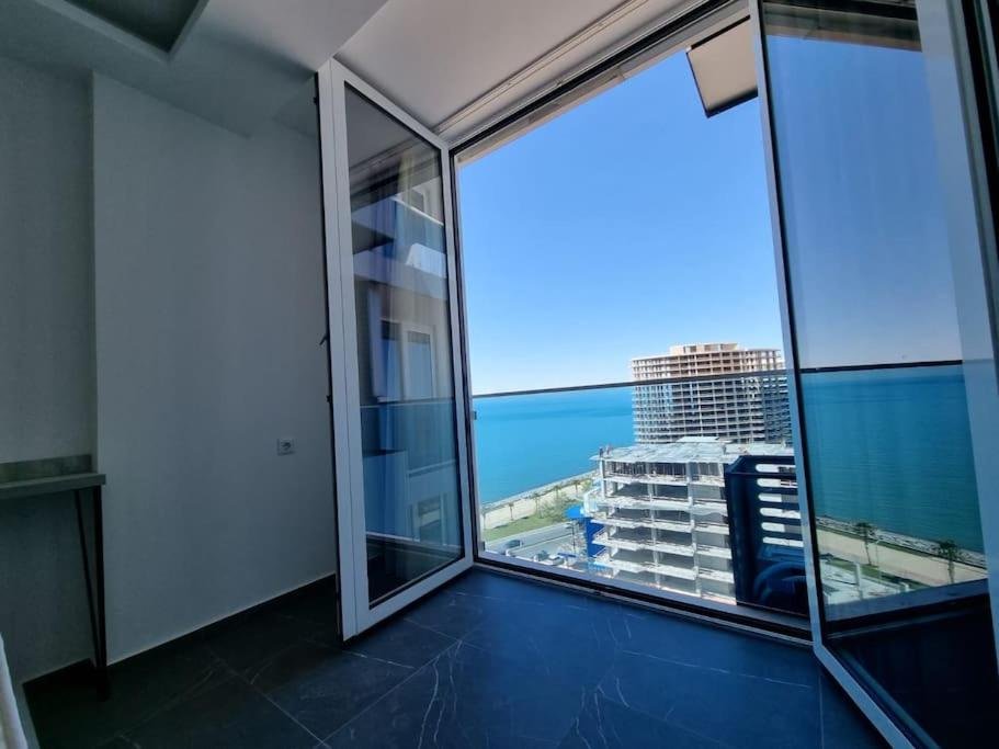 Батуми: Leo Group Luxury Apartment 14-293A Sunrise Batumi