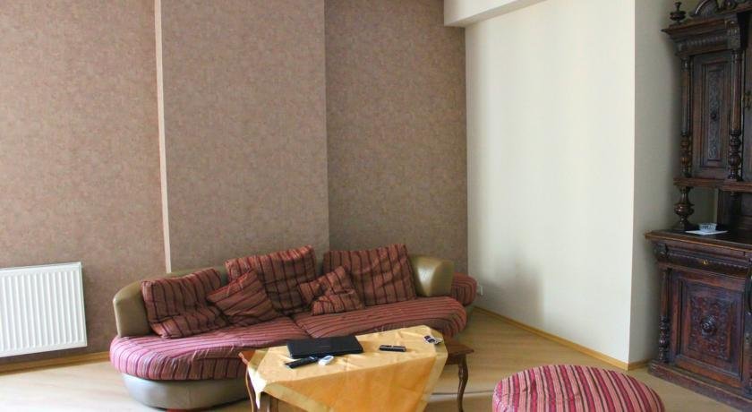 Тбилиси: Flat near Sports Palace