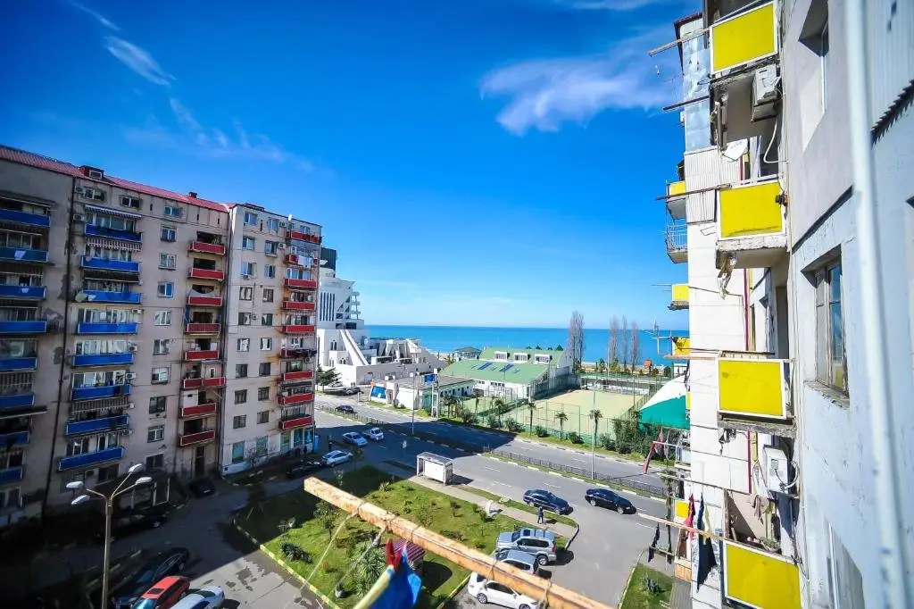 Батуми: Apartment on khimchiashvili 25