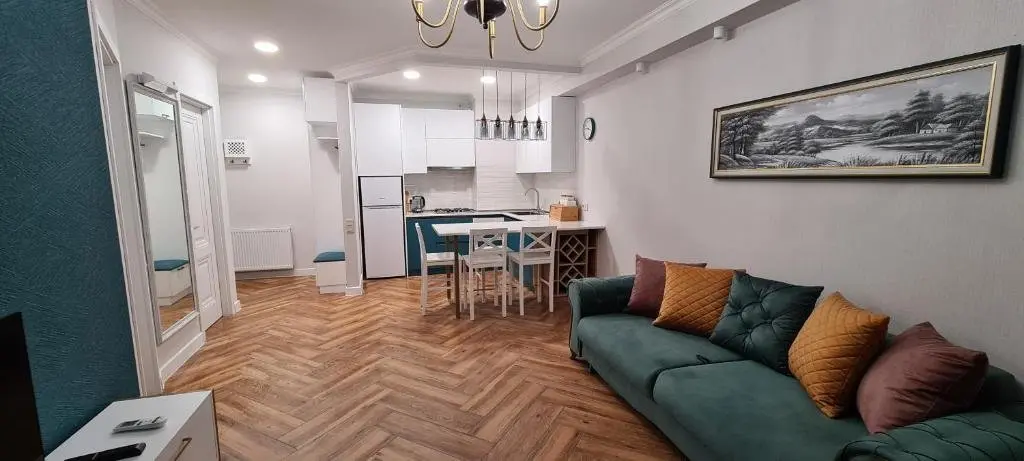 Тбилиси: New Apartment Near The Park