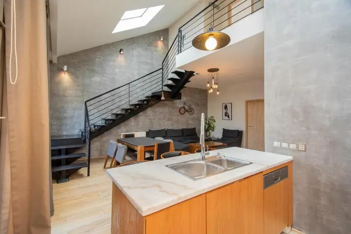 Тбилиси: Luxury 4 Bedroom Apartment 2 In The City Center Of Tbilisi