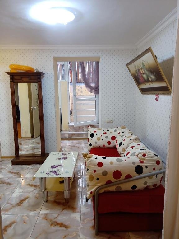 Тбилиси: House1