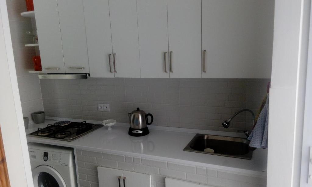 Батуми: Apartment On Maisi 26