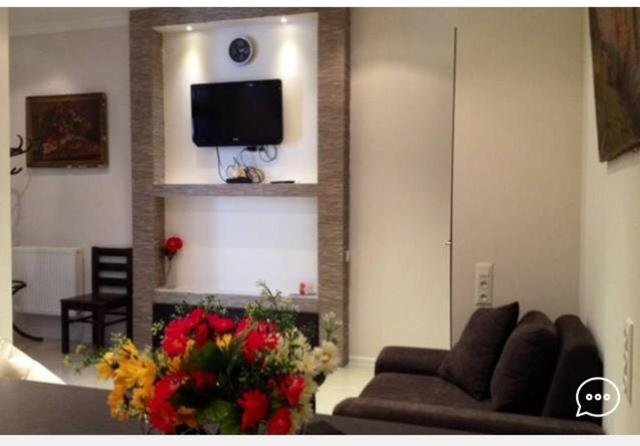 Тбилиси: Apartment At Simon Chikovani 22