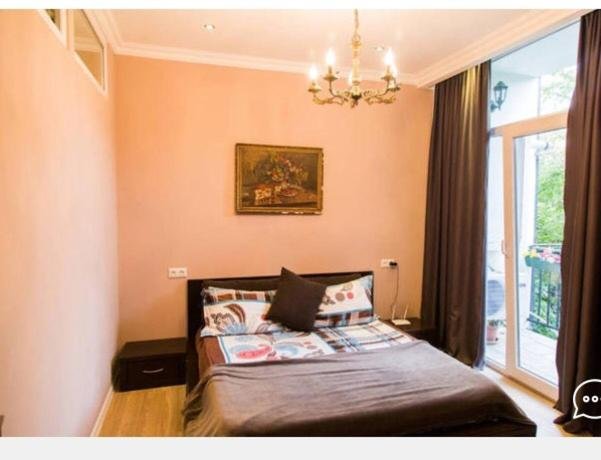 Тбилиси: Apartment At Simon Chikovani 22