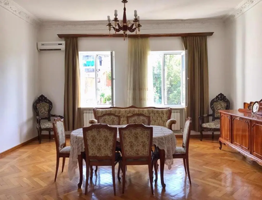 Кутаиси: Merab Kostava Street 69 Apartment