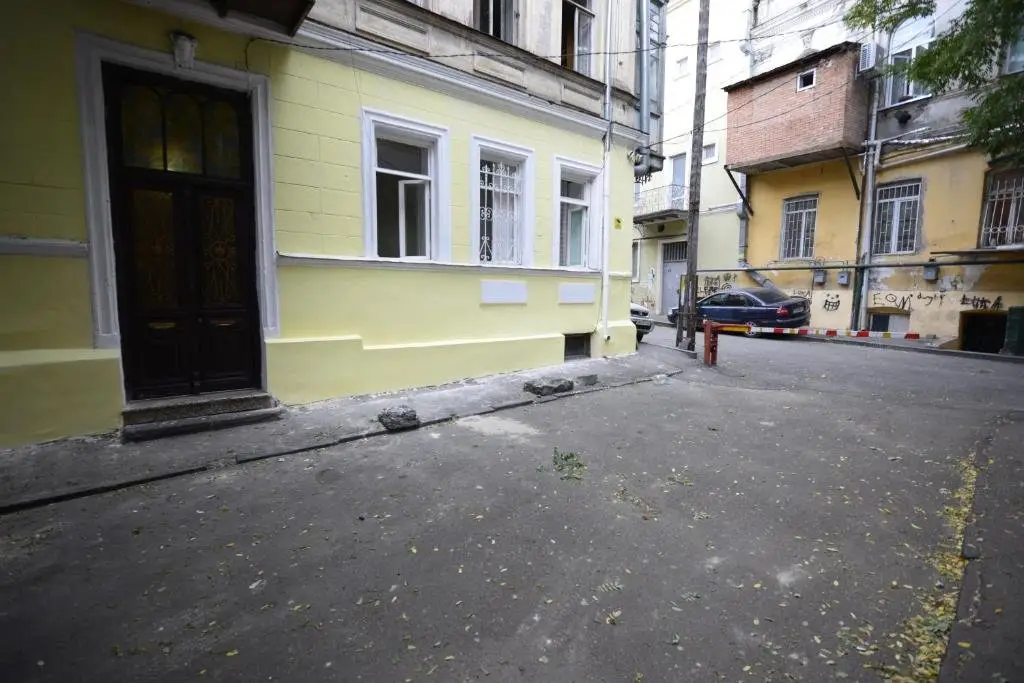 Тбилиси: Apartment Orbeliani 32