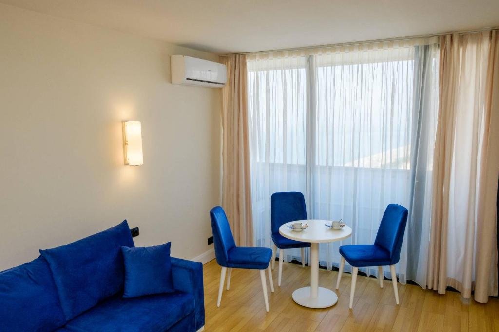 Батуми: Orbi City Room 543