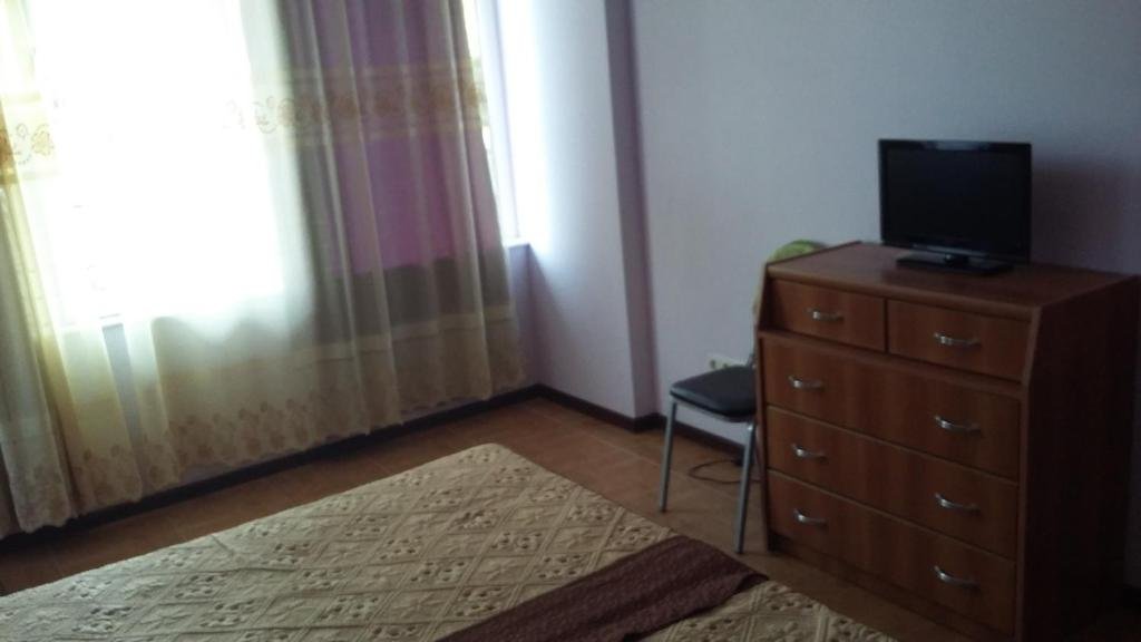 Кобулети: Apartment on Tamar Mepe 138