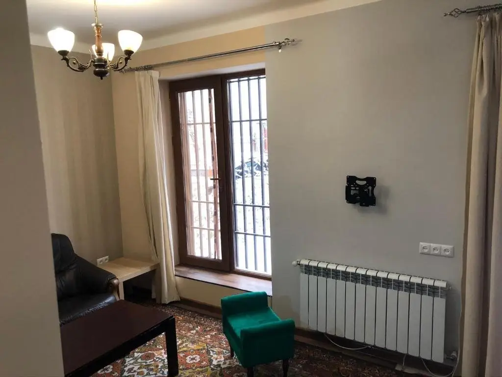 Ереван: Mergelyan Park Apartment