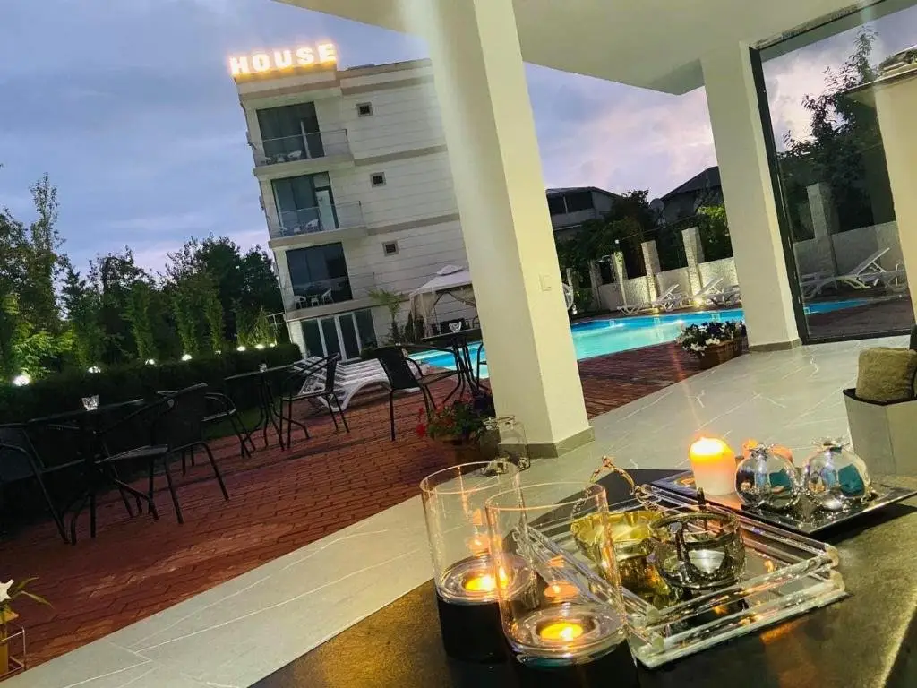 Кобулети: New House Kobuleti