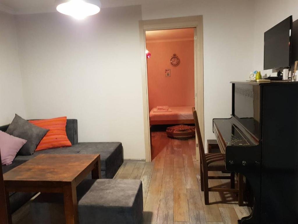Тбилиси: Apartment Mikheil Zandukeli 23