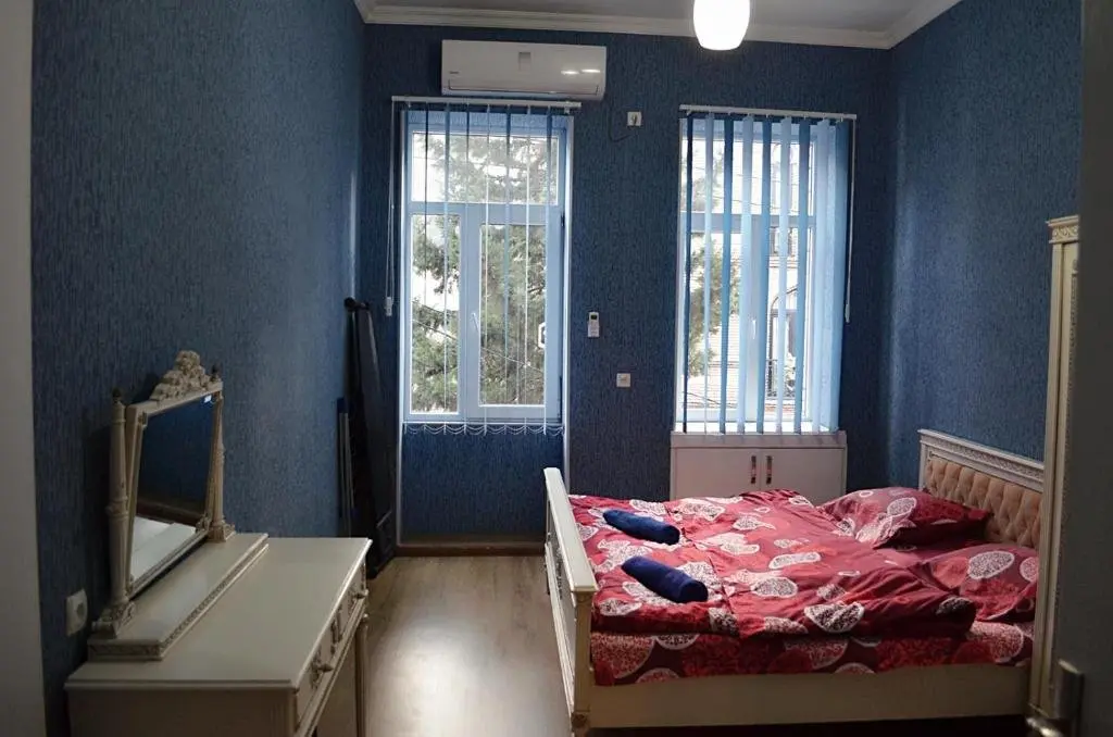Тбилиси: Apartment on Samghebro Street 6
