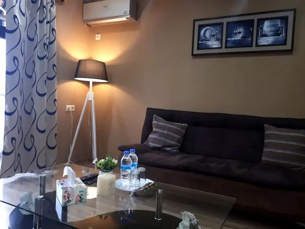 Тбилиси: Avlabari City View Apartment