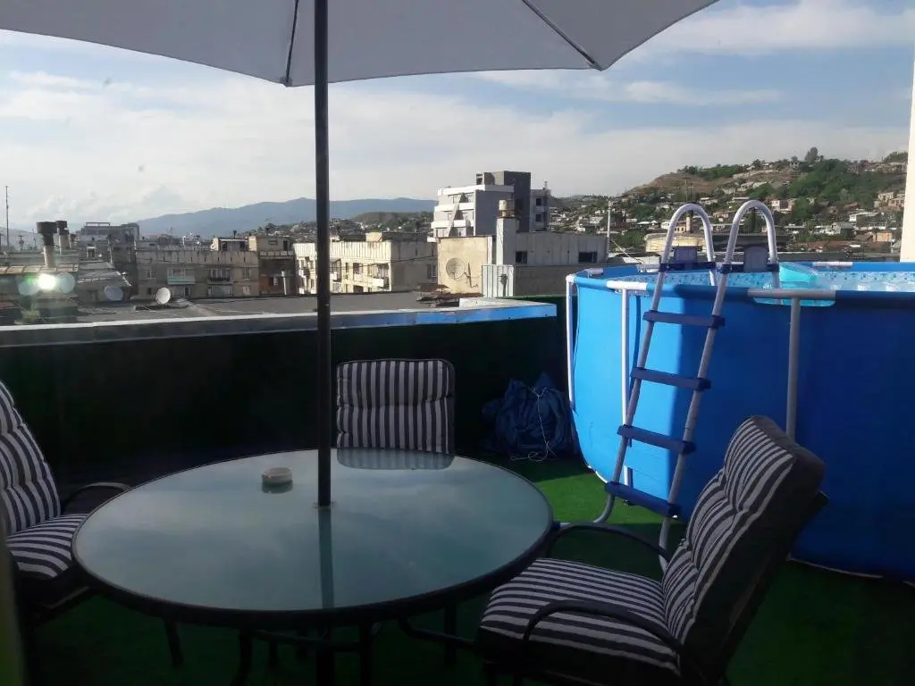 Тбилиси: Apartment Verandah 1