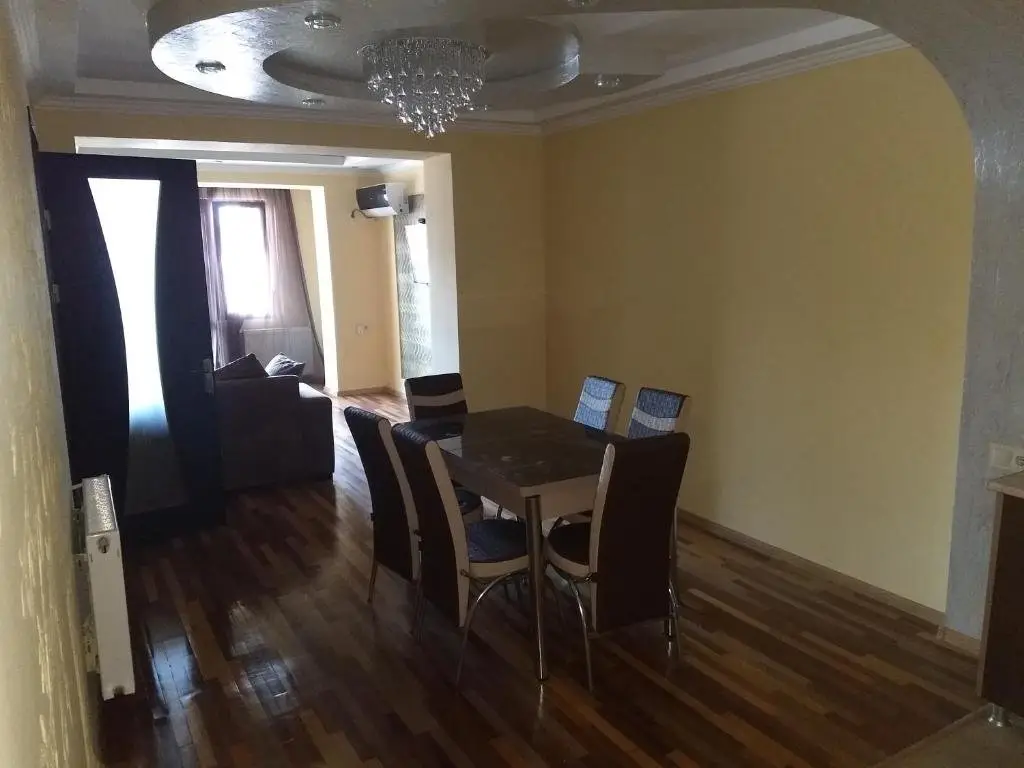 Батуми: Apartment on Melikishvili 23
