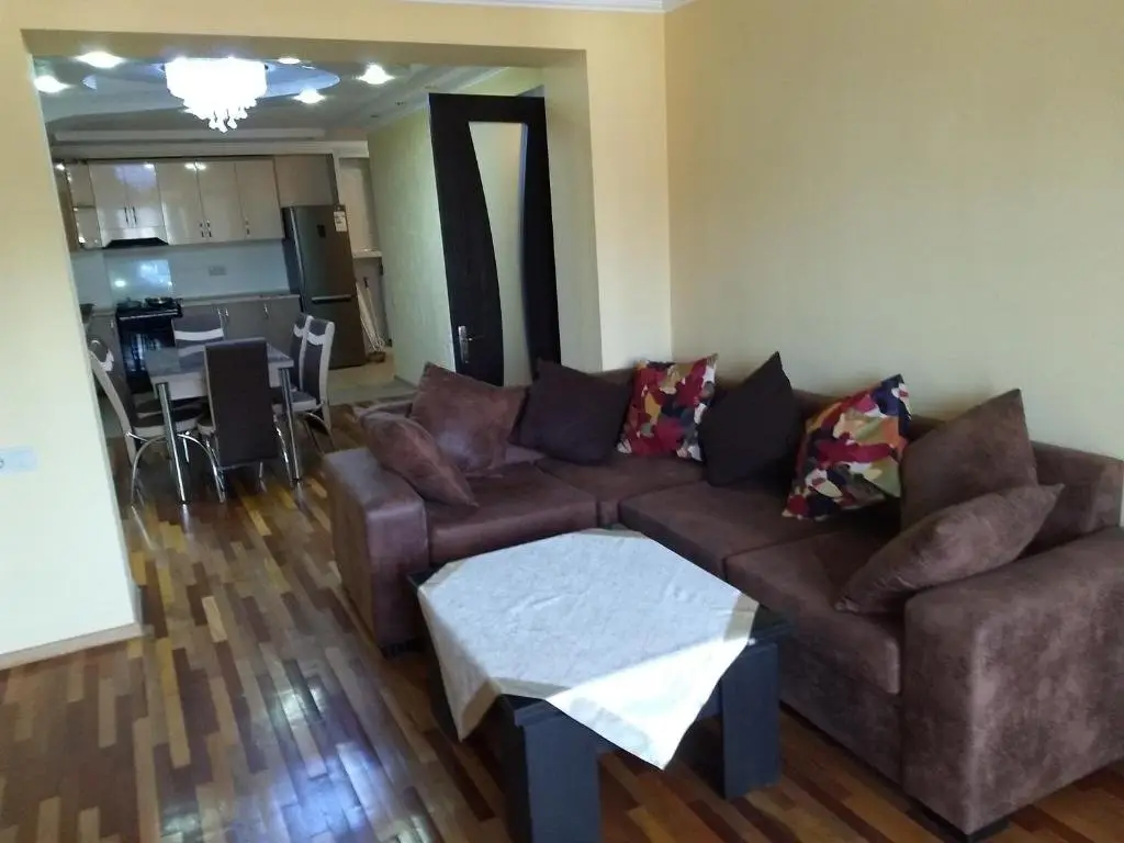 Батуми: Apartment on Melikishvili 23