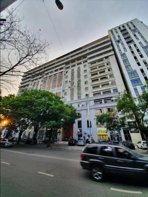 Тбилиси: 5 Rooms Hotel near 300 Aragveli metro station