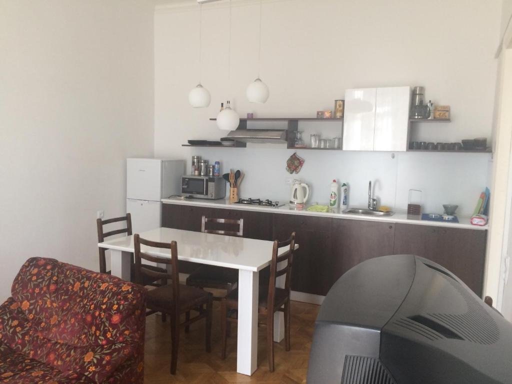 Тбилиси: 1 bedroom apt in Vake