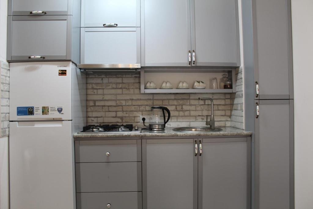 Тбилиси: Apartment on burdzglas 22/24