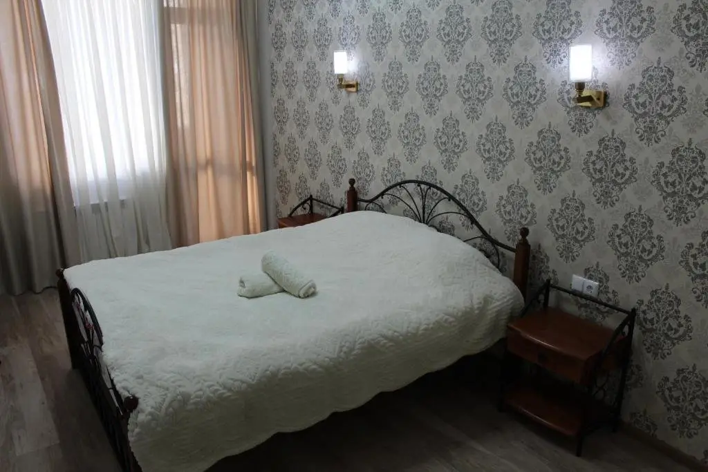 Тбилиси: Apartment on burdzglas 22/24