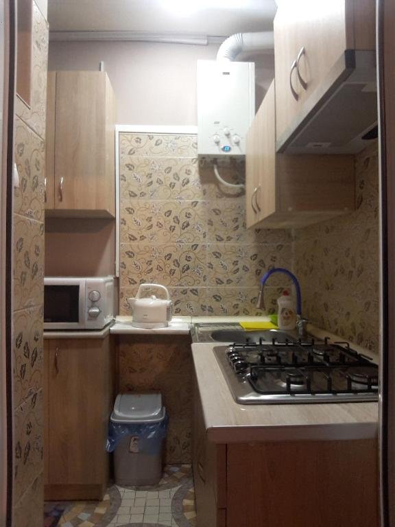 Тбилиси: Apartment on Leonidze 9