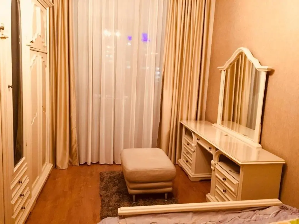 Тбилиси: Apartments near metekhi