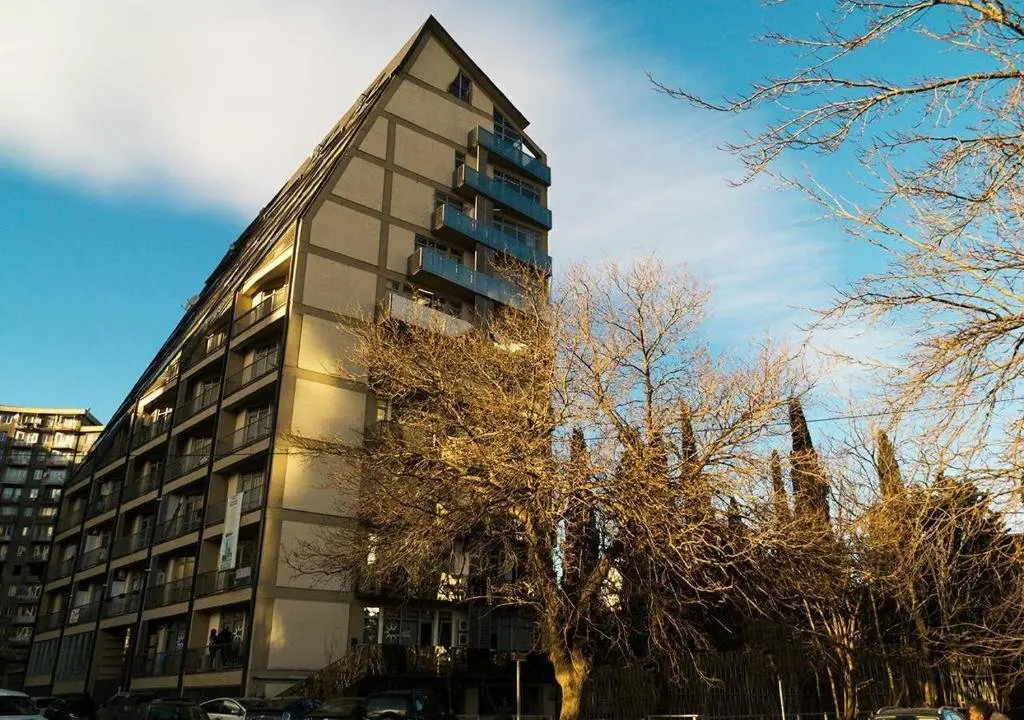 Тбилиси: Apartment with balcony near King David residence