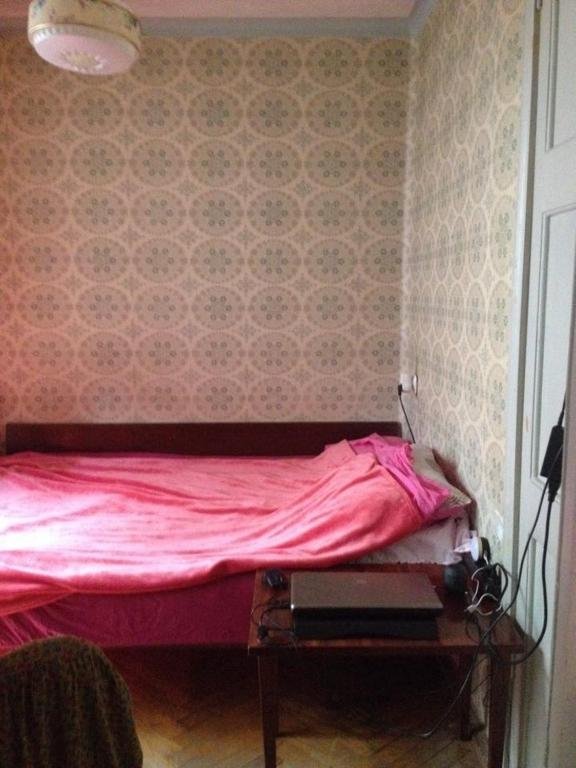 Тбилиси: Apartment on khipshidze 12