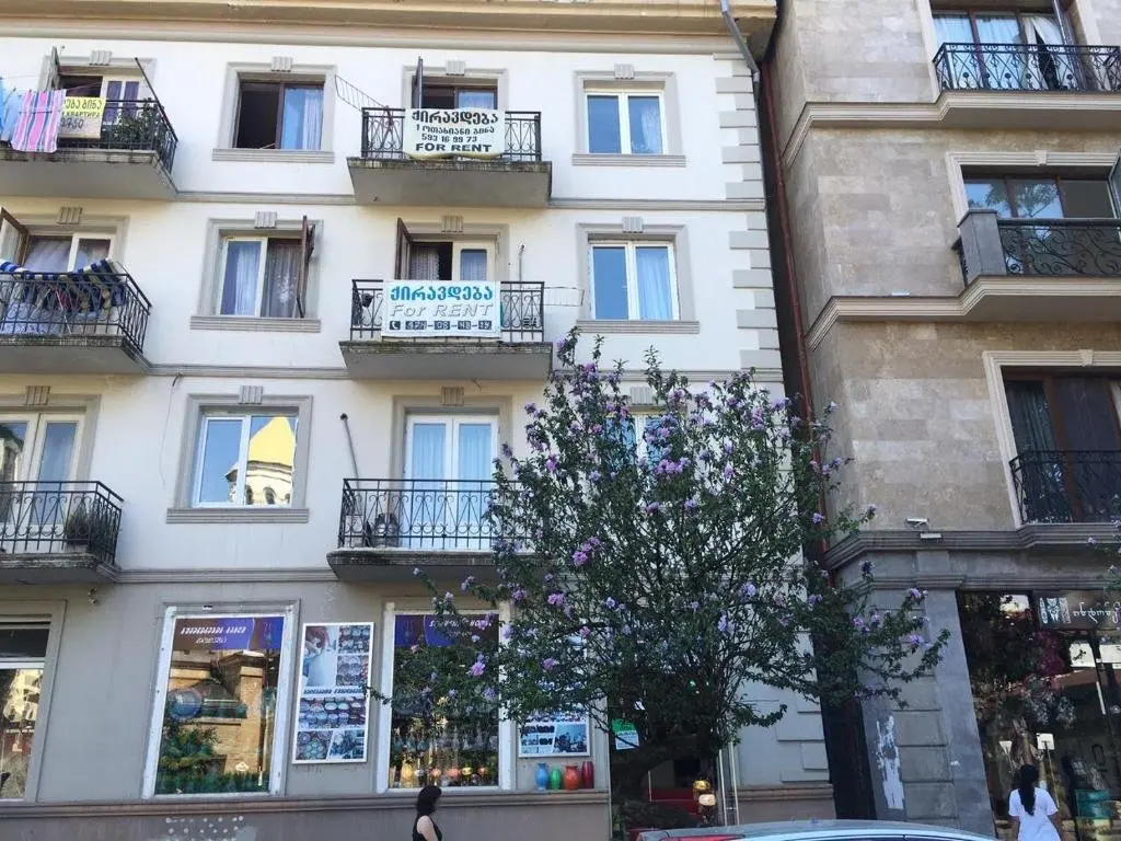Батуми: Apartment on Gamsakhurdia str 30