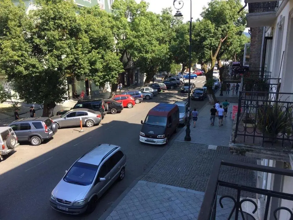Батуми: Apartment on Gamsakhurdia str 30