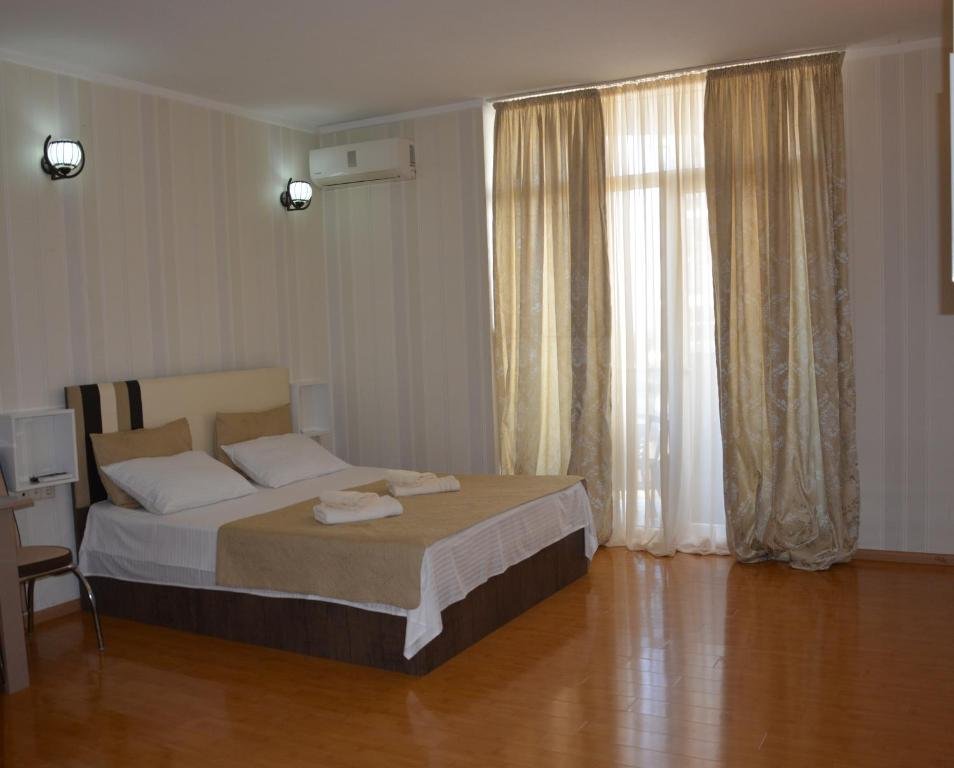 Батуми: Nana's Apart Hotel Orbi Sea Towers