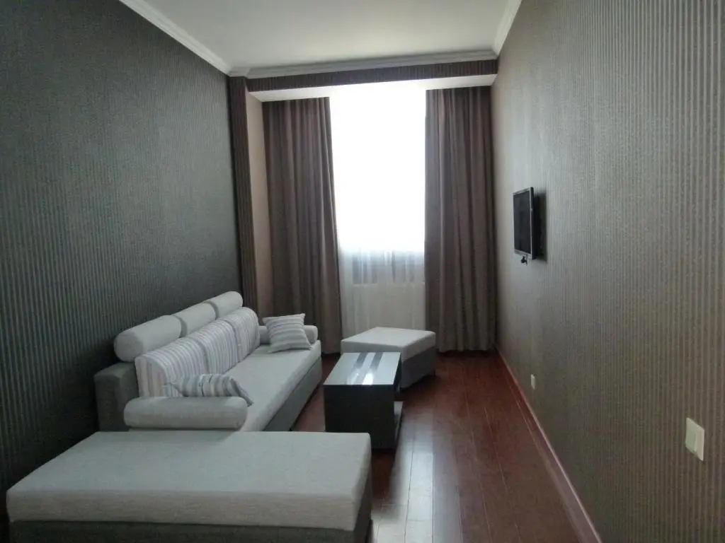 Тбилиси: 2 Bedroom Flat on Kalaubani