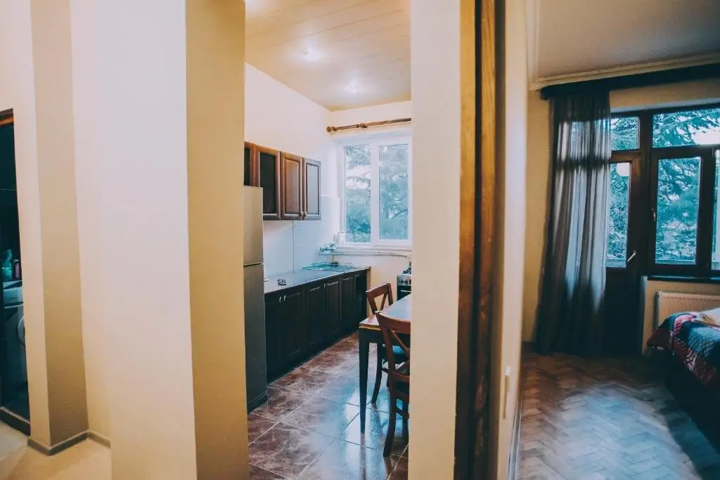 Тбилиси: Apartments on Shartava 18a