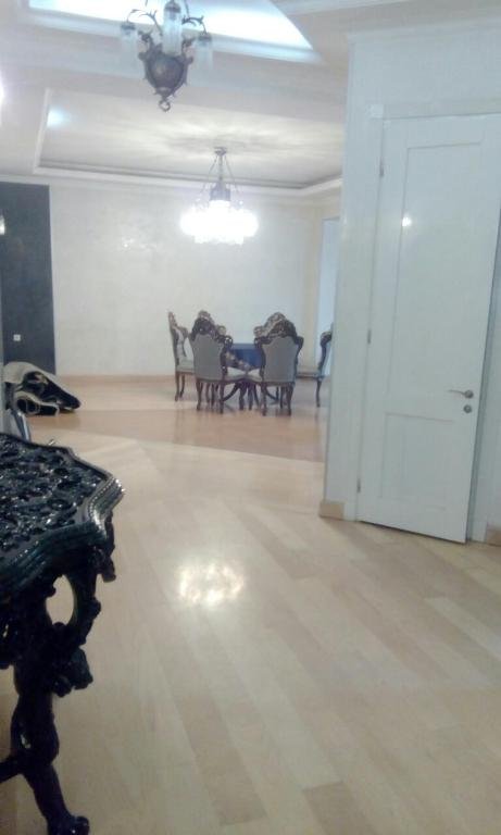 Тбилиси: Apartment on Napareuli 4